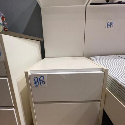 B18-Side Table (Reff)