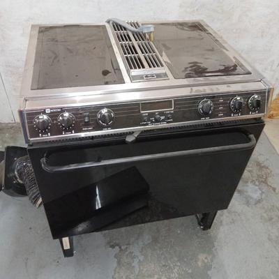 Maytag Electric stove