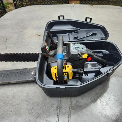 McCulloch Mac 3200 Gas Chainsaw with Case