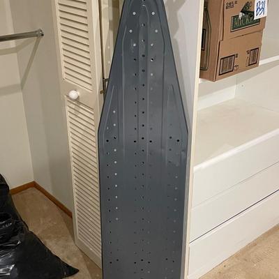 B27-Ironing Board