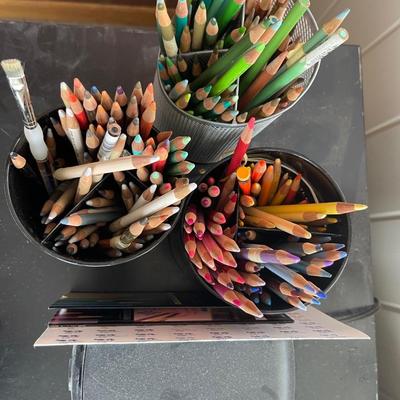 P1-colored pencils/sharpener