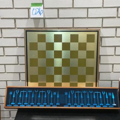 O26-Chess set with Shadowbox. Austin Enterprises