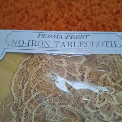 Perma press table cloth NOS