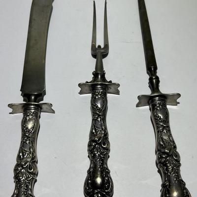 Vintage/Antique 3-Piece Silver Plated Nice Detail Carving Set in VG Preowned Condition.