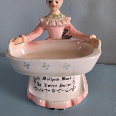 Porcelain Soap Dish