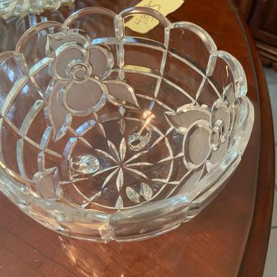 Lot of Vintage Glassware Bowls and Plate