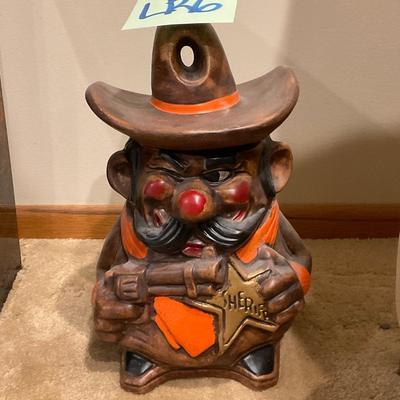 LR6-sheriff cookie jar