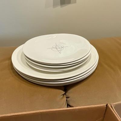LR9-Abstract Dishes
