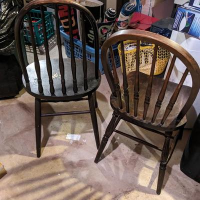 2 Very Hardy Vintage Chairs