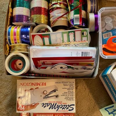 LR21-miscellaneous craft lot