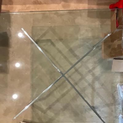 LR24-glass coffee table