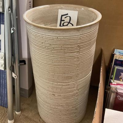 E2-large pottery vase