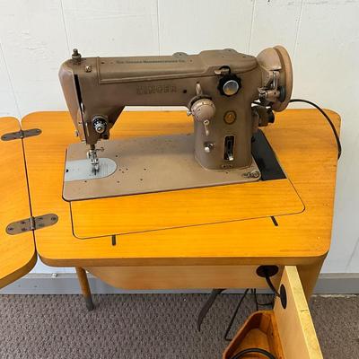781 Mid Century Modern Blonde Singer Sewing Station