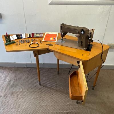 781 Mid Century Modern Blonde Singer Sewing Station