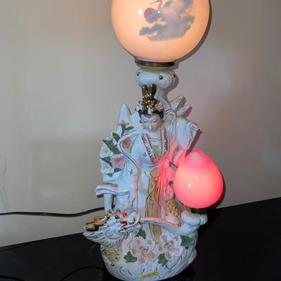 E7- Oriental Lamp