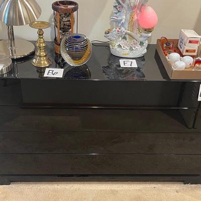 E9-Sleek Black 4 Drawer dresser