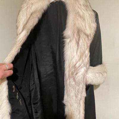 E16- Fox fur designer coat, size small/petite