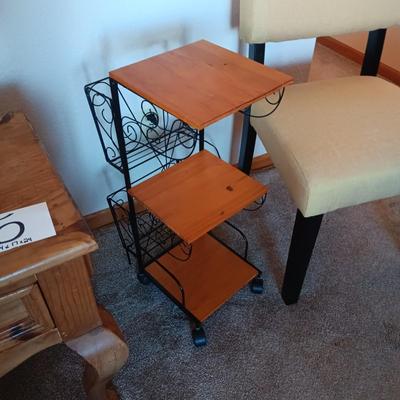 3 TIER STAND ON CASTERS AND AN UPHOLSTERED ACCENT CHAIR