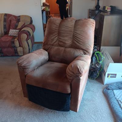 BROWN SWIVEL RECLINER
