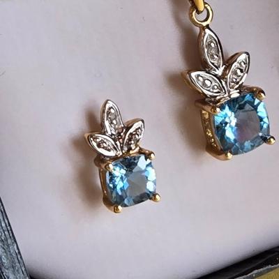 10k Gold & Aquamarine Necklace & Earrings