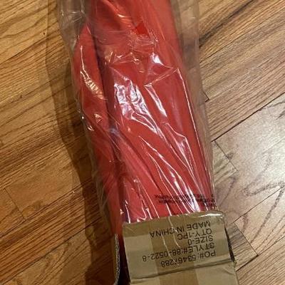 BRAND NEW IN BOX Table/Pool Umbrella