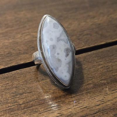 Sterling Silver & White Agate Ring
