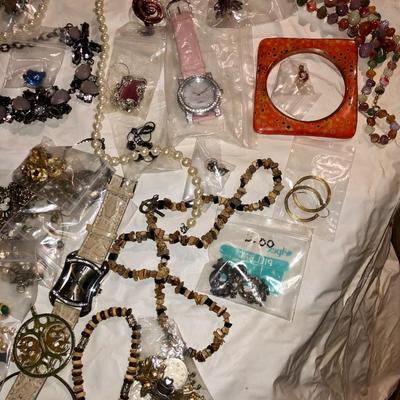 AS IS Assorted Jewelry | Lot Four