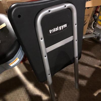 LIKE NEW Total Gym Set
