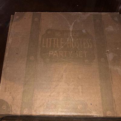Vintage Hazel Atlas Little Hostess Set In Original Box.