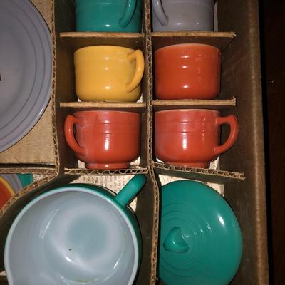 Vintage Hazel Atlas Little Hostess Set In Original Box.
