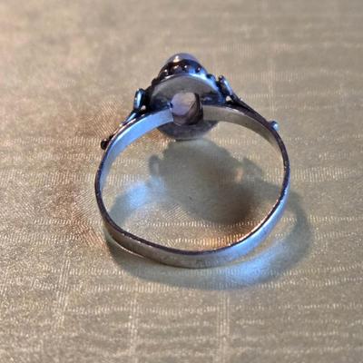 Sterling Silver & Moonstone Ring