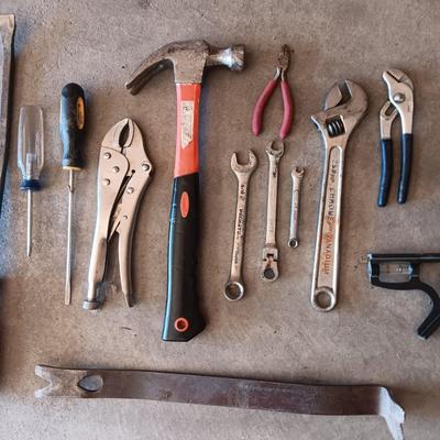 HAND TOOLS (1)