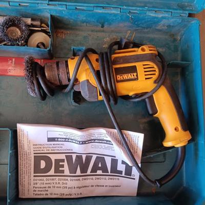 DEWALT 3/8" DRILL IN A MAKITA CASE