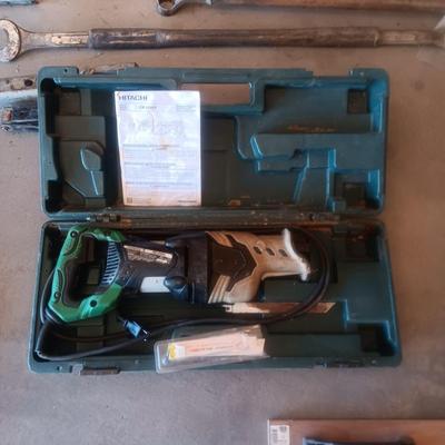 HITACHI 5" RECIPROCATING SAW WITH BLADES IN A CASE