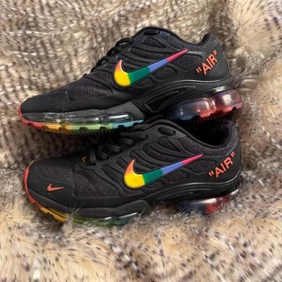 Nike Air Max Rainbow size 6