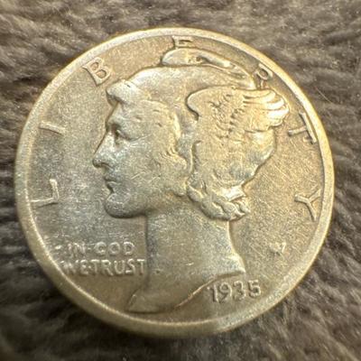 1935 MERCURY DIME MINT W EXTREMELY RARE