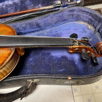 Antique Nicolaus Amatus 24" Long c1900 Violin w/Case in Fair Preowned Condition Needs Reconditioning.