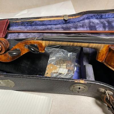 Antique Nicolaus Amatus 24" Long c1900 Violin w/Case in Fair Preowned Condition Needs Reconditioning.