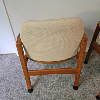 Solid Wood Slip Leaf Table and Chairs (BLR-DW)