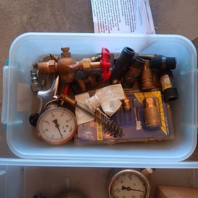 GAUGES AND 2 NEW PRESSURE REGULATORS