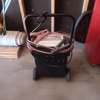 CEN-TECH HEAVY DUTY 6/12 VOLT CHARGER WITH ENGINE START