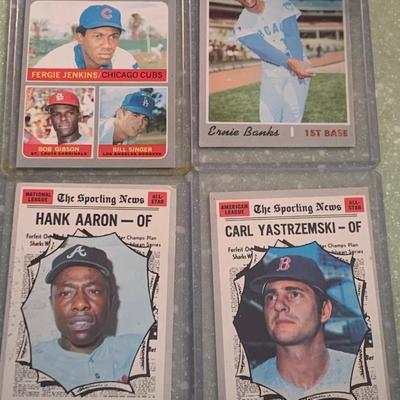 1970 Topps Baseball Cards - 300+ In Binder