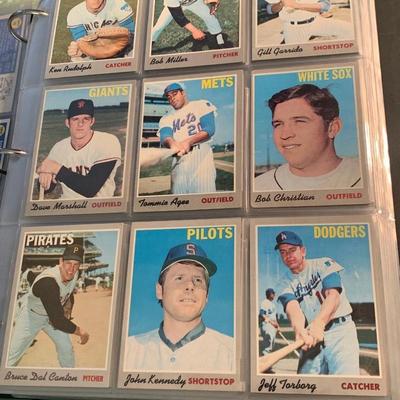 1970 Topps Baseball Cards - 300+ In Binder