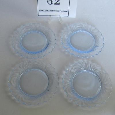 Child's Size Mosser Glass Lindsey Set of 4 Dinner Plates, Moonlight Blue