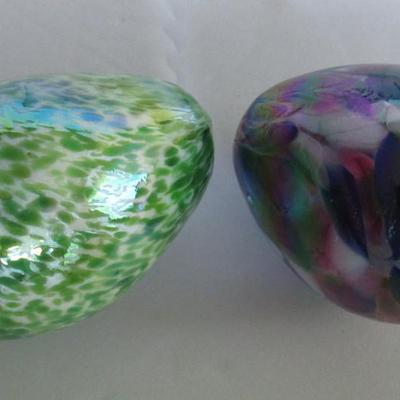 Older Gibson Glass Co Hand Made Art Glass Eggs and Glass Candy Cane Ornament