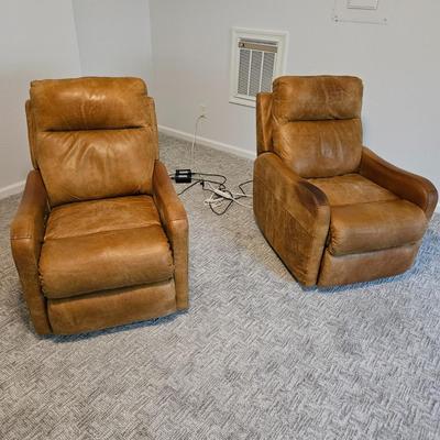 Two Comfort Design Davion Electric Leather Recliners (BLR-DW)