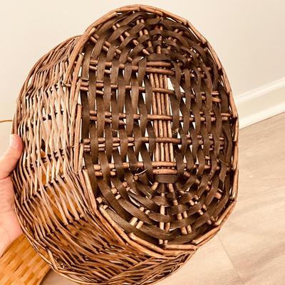 Longaberger Footed Basket & More (LR-SS)