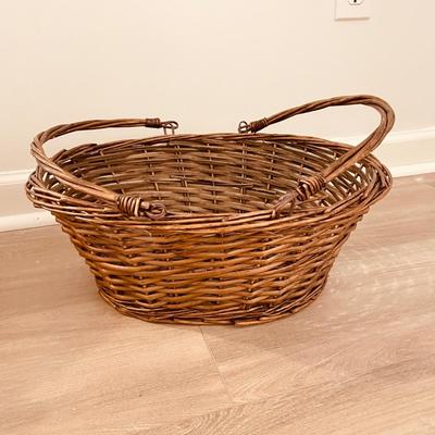 Longaberger Footed Basket & More (LR-SS)
