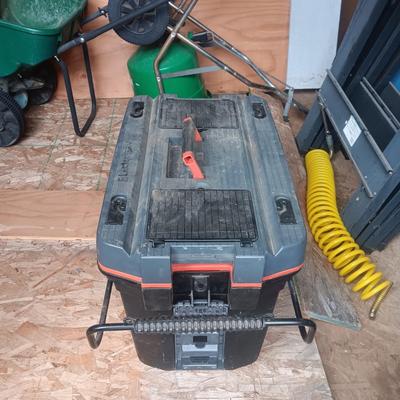 TOOL BOX WITH SHELF ON WHEELS WITH A HANDLE