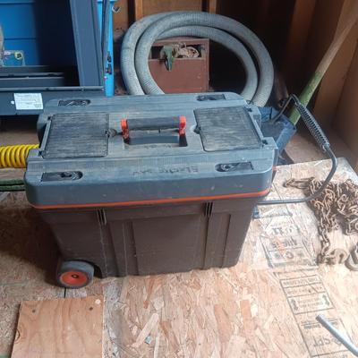 TOOL BOX WITH SHELF ON WHEELS WITH A HANDLE